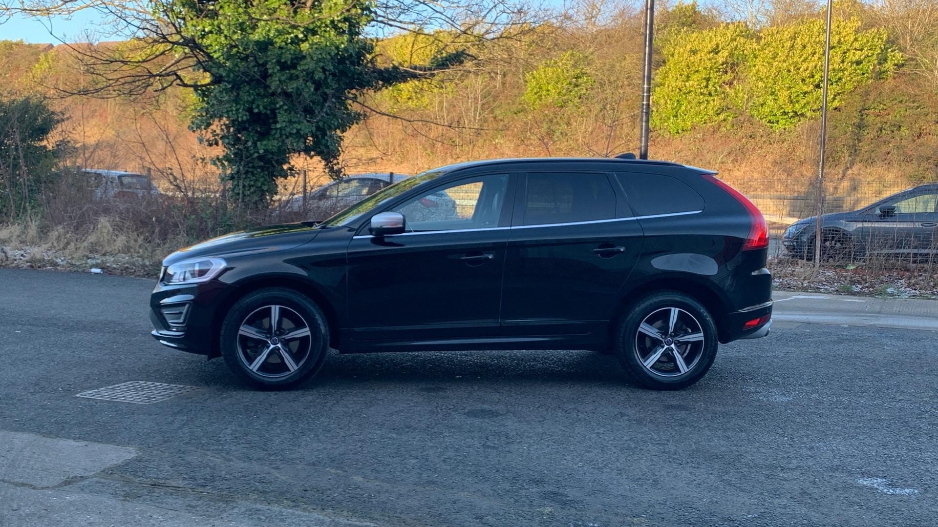 Volvo XC60 Image 8