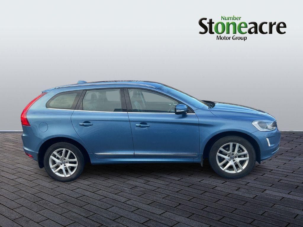 Volvo XC60 Image 2