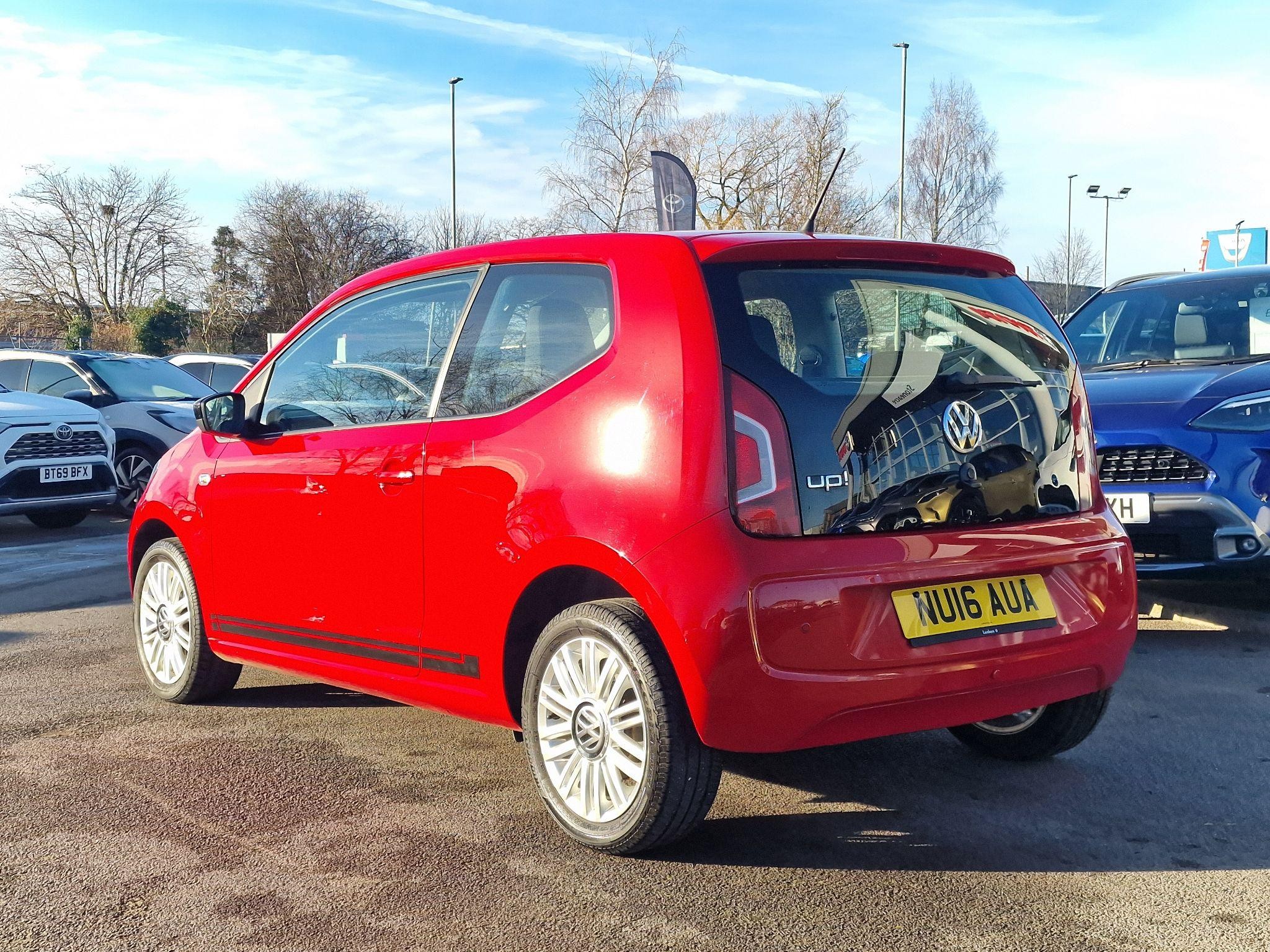 Volkswagen up! Image 4