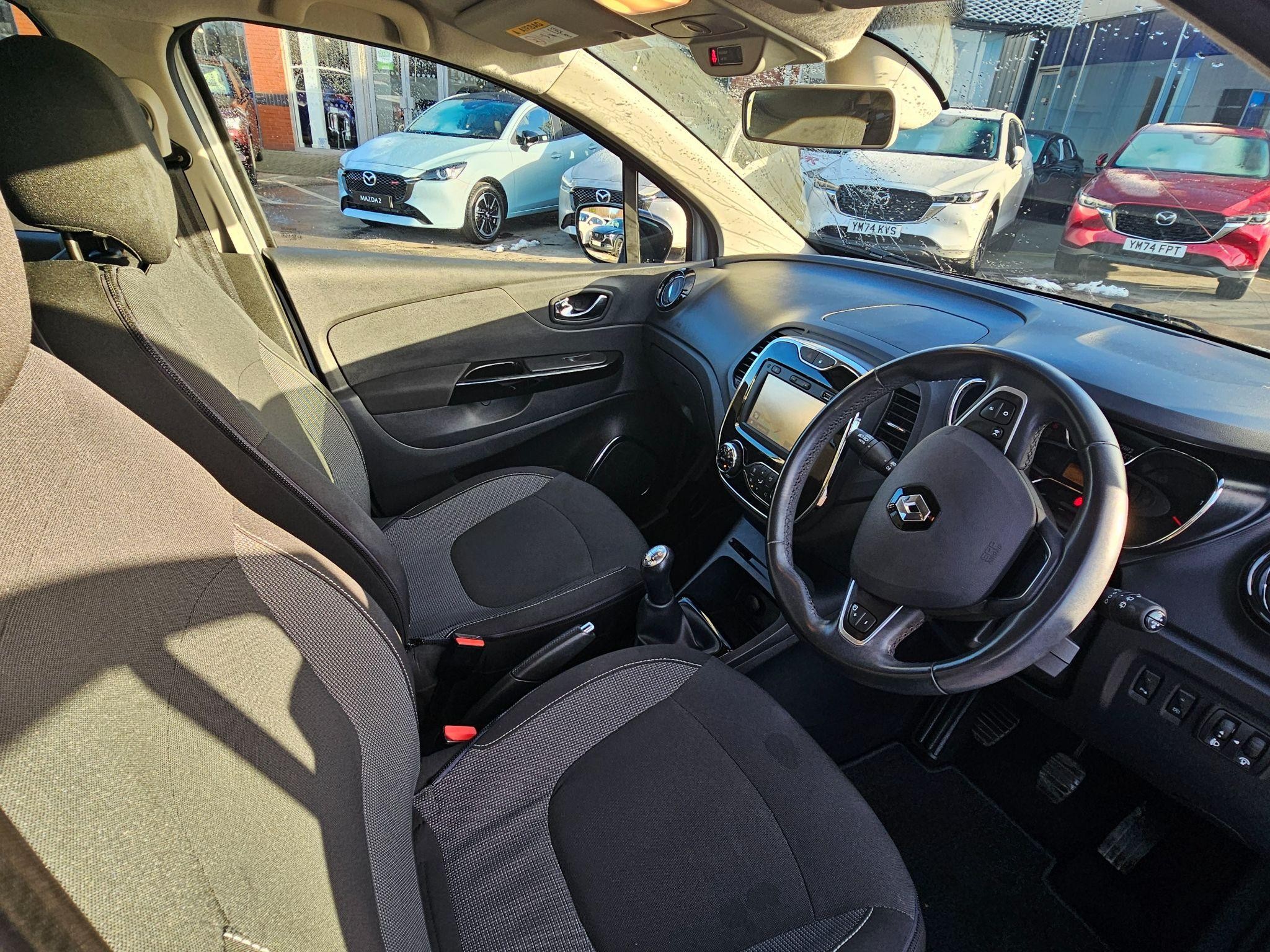 Renault Captur Image 9