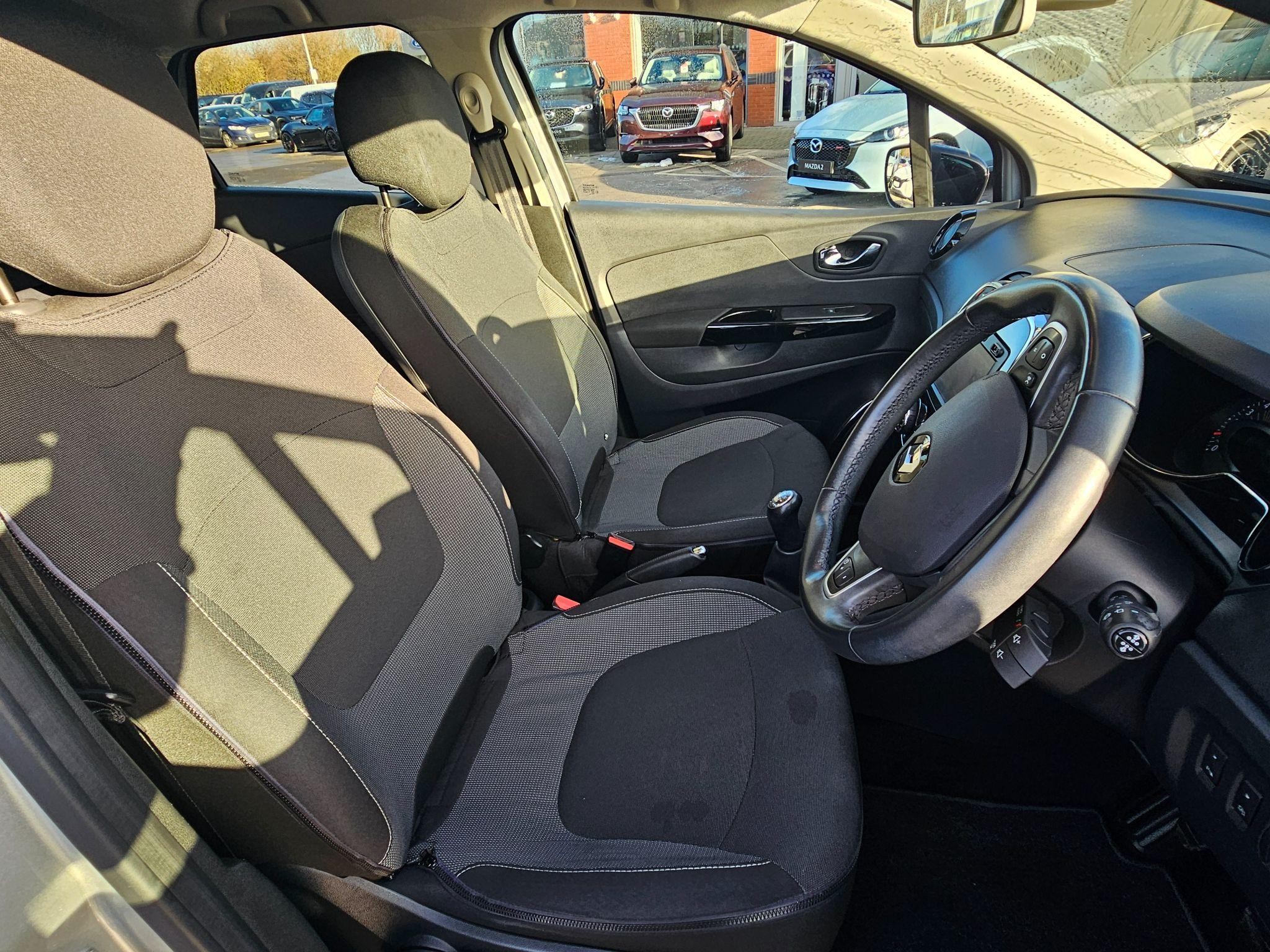 Renault Captur Image 10