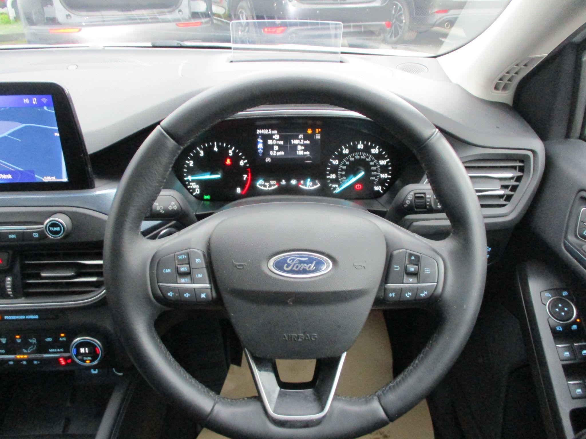 Ford Focus Image 14