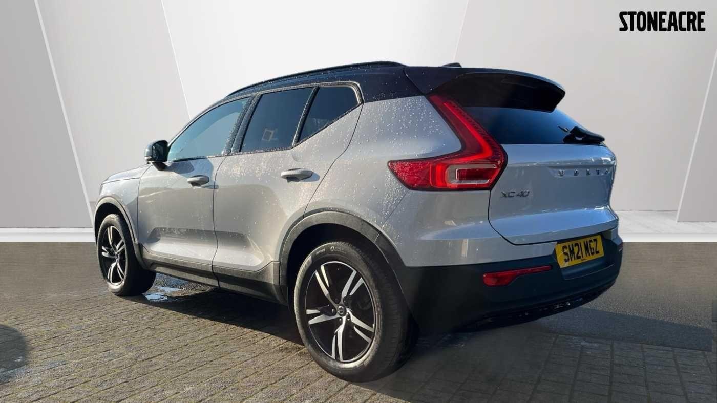 Volvo XC40 Image 2