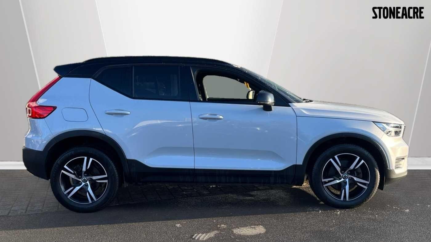 Volvo XC40 Image 3