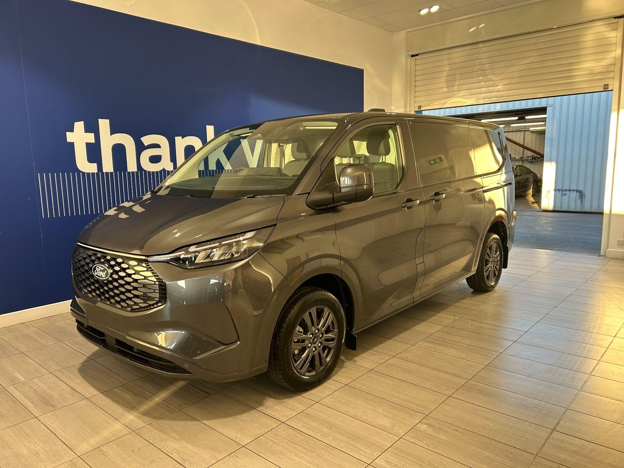 Ford E-Transit Custom Image 1