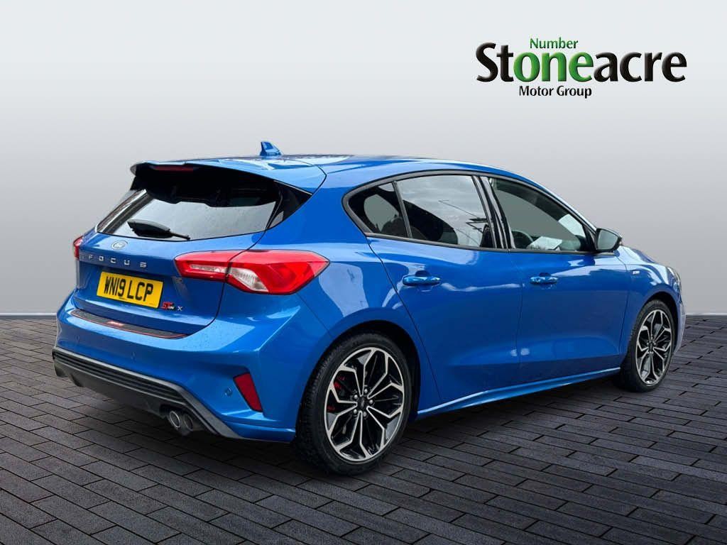 Ford Focus Image 3