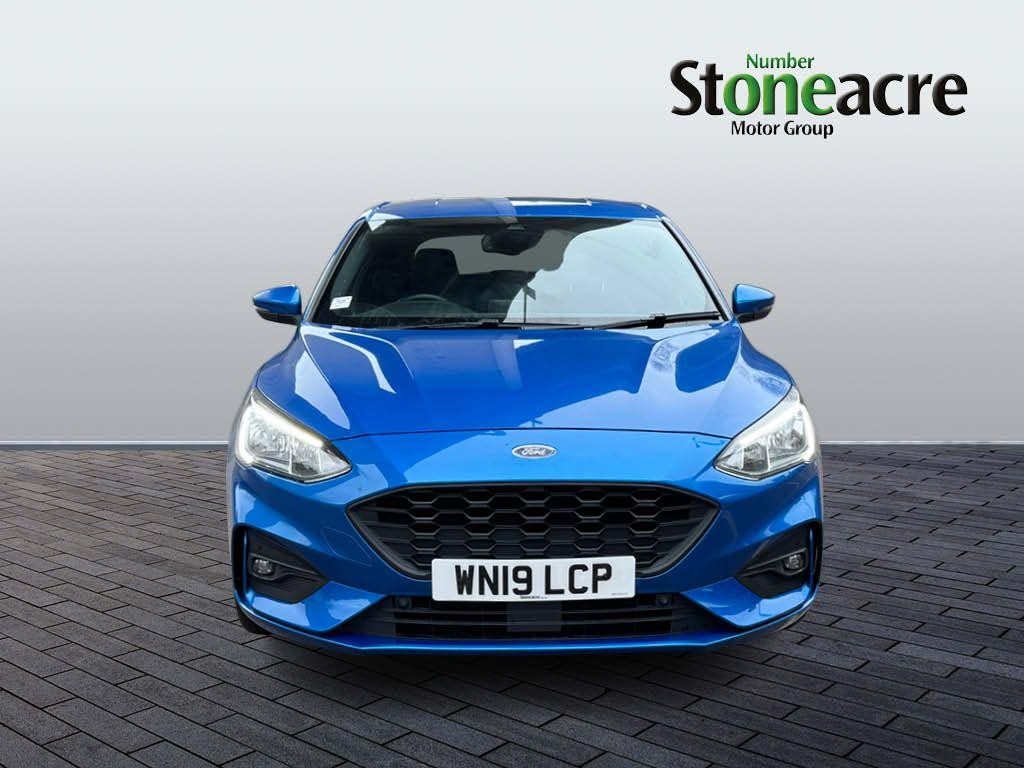 Ford Focus Image 8