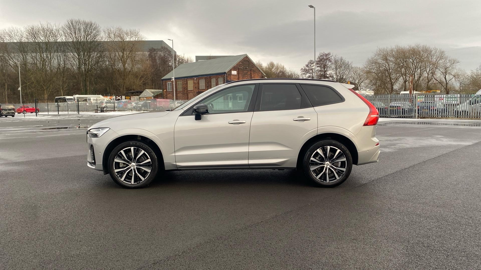 Volvo XC60 Image 8