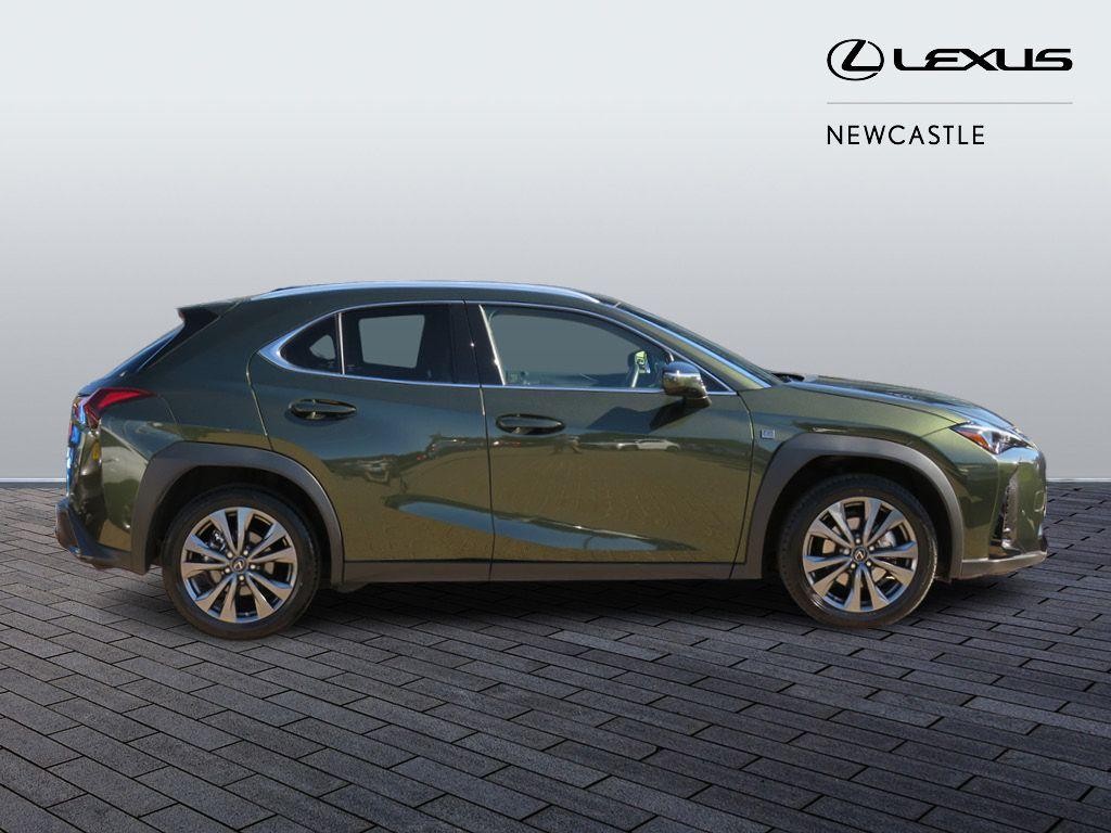 Lexus UX Image 4