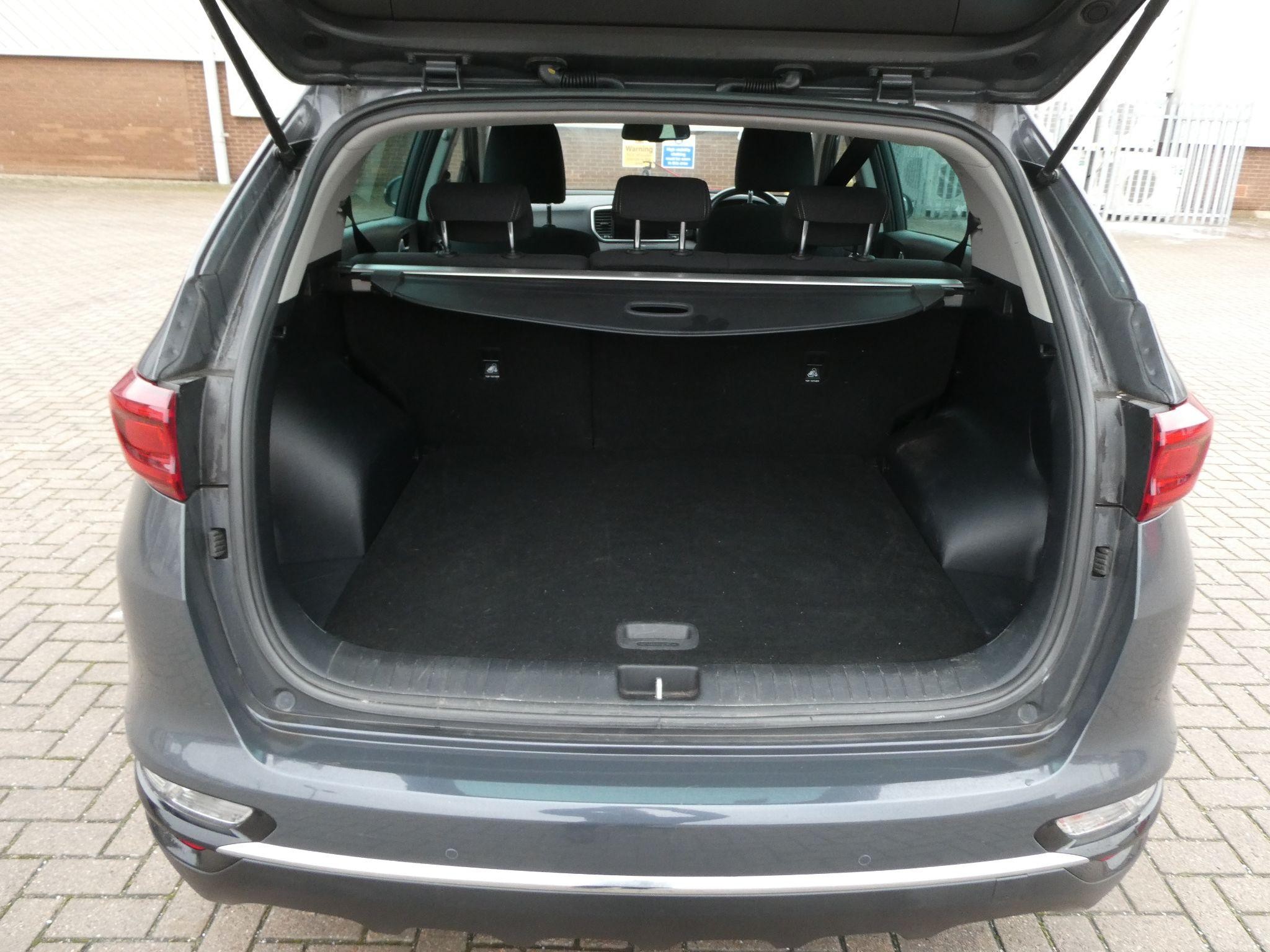 Kia Sportage Image 10