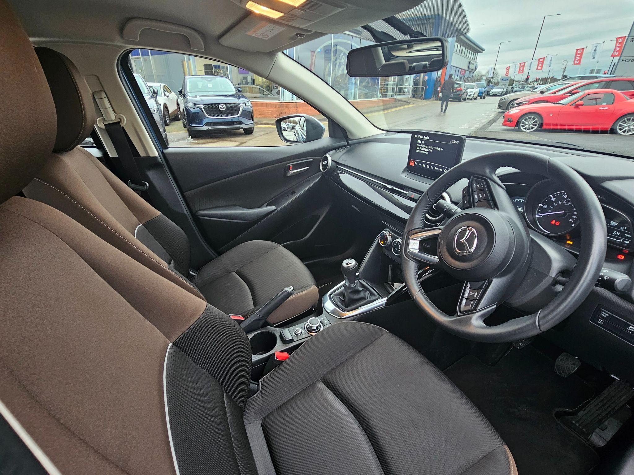 Mazda2 Image 9