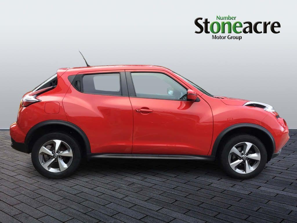 Nissan Juke Image 2