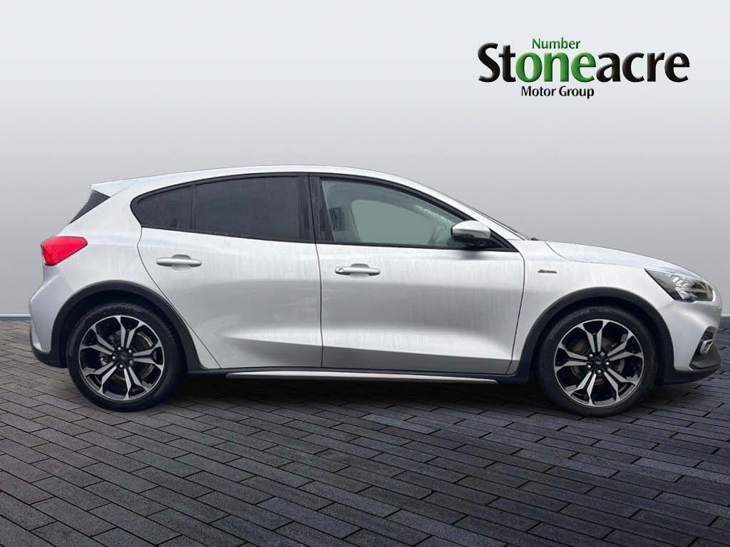 Ford Focus Image 2