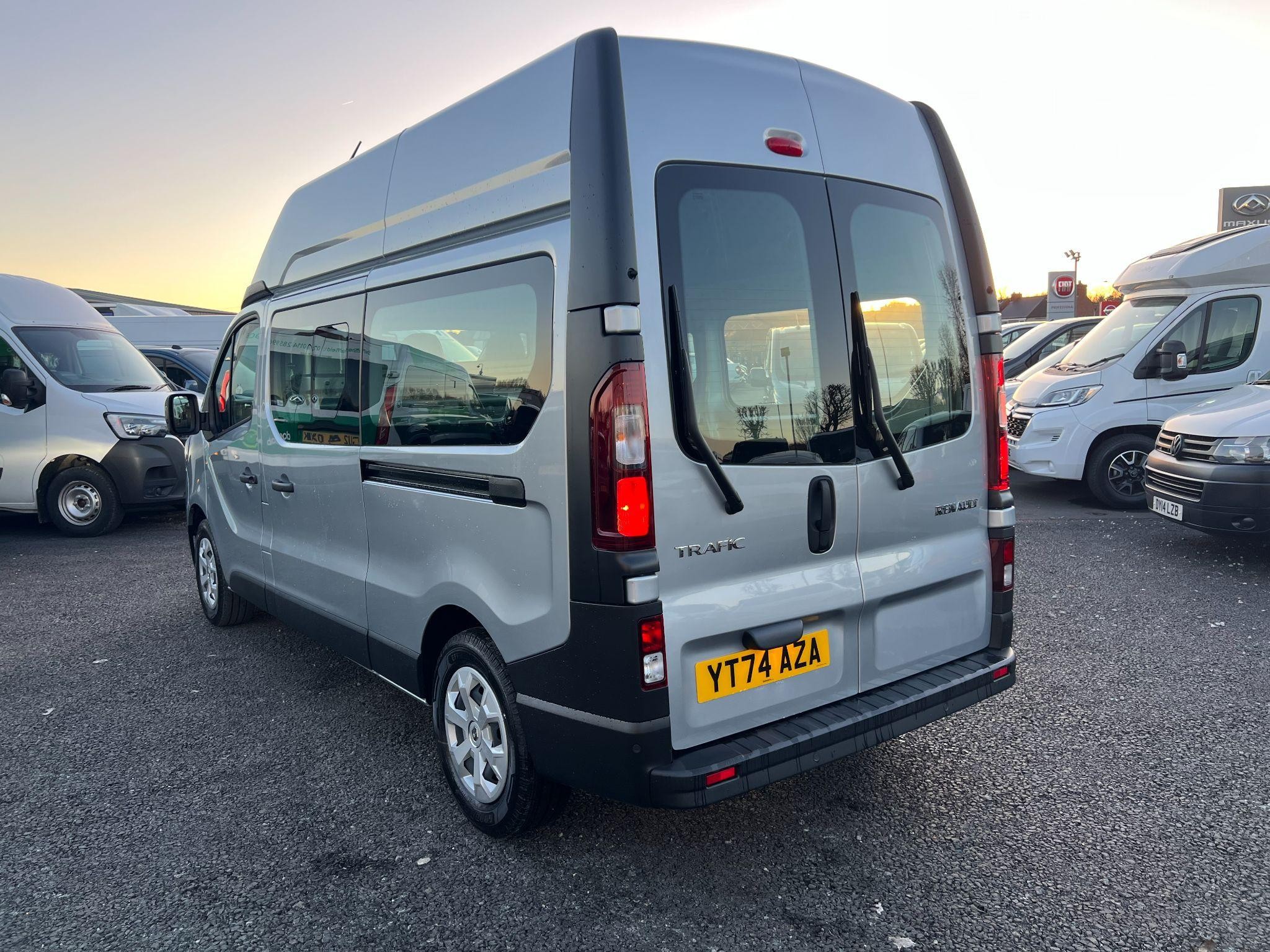 Renault Trafic Image 6