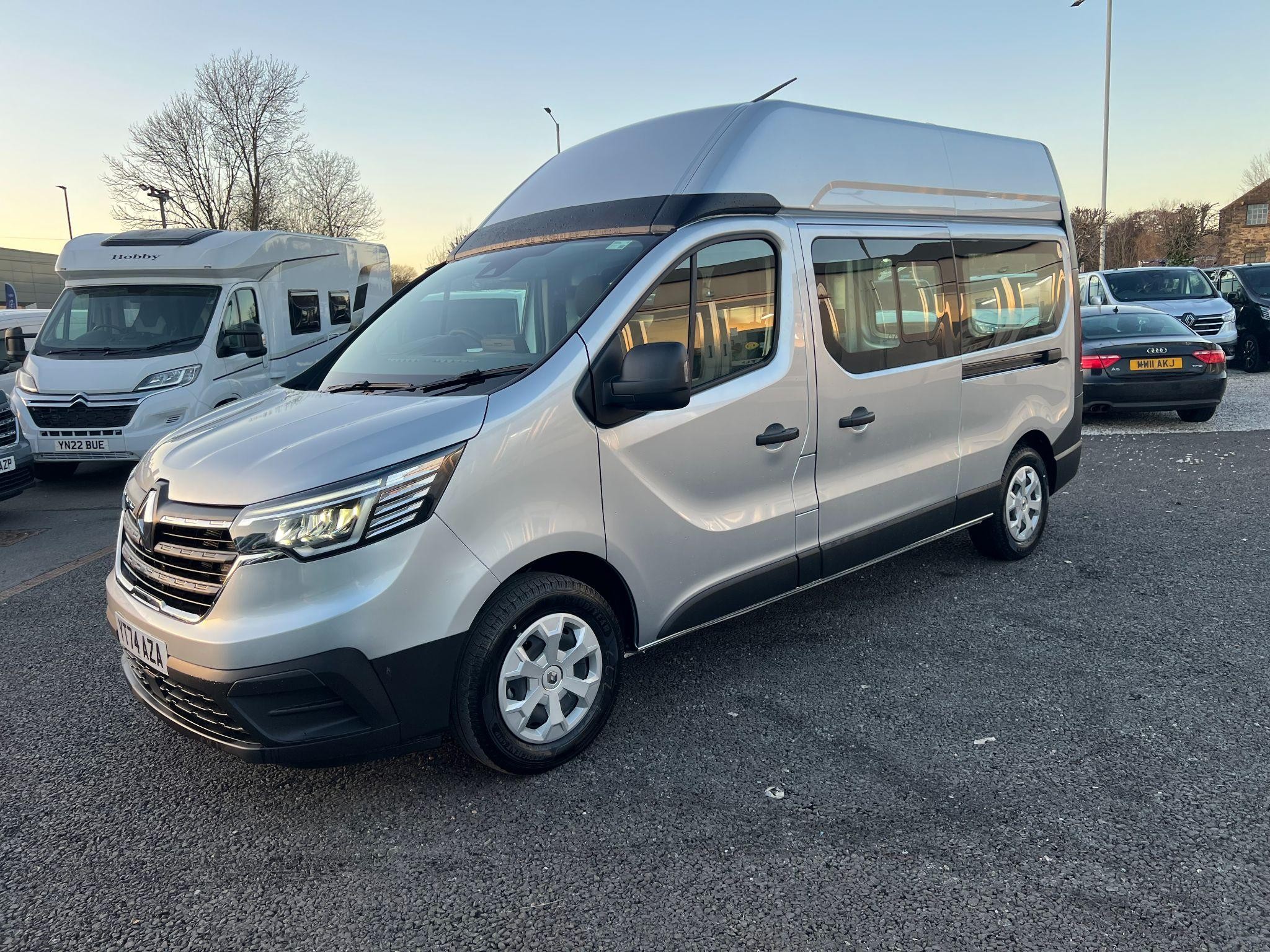 Renault Trafic Image 8