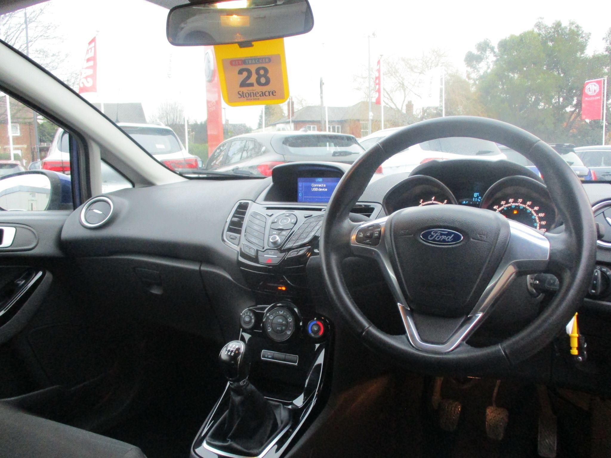 Ford Fiesta Image 25