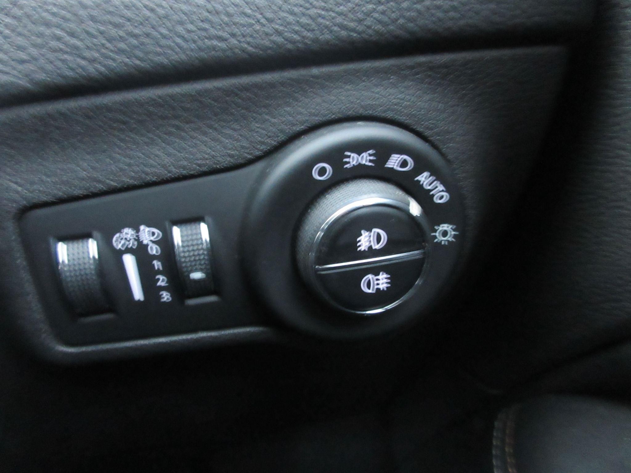 Jeep Compass Image 31