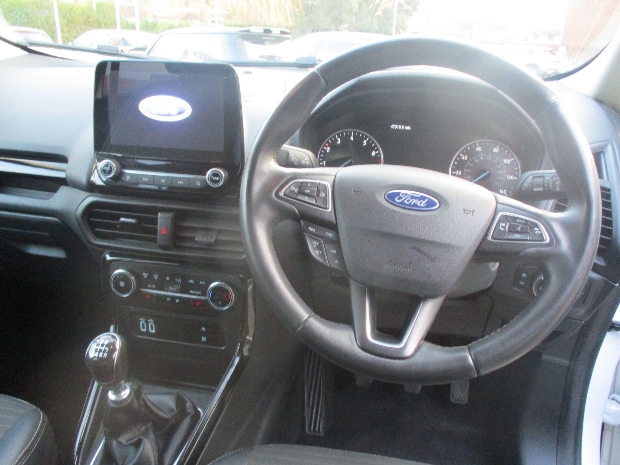 Ford EcoSport Image 16