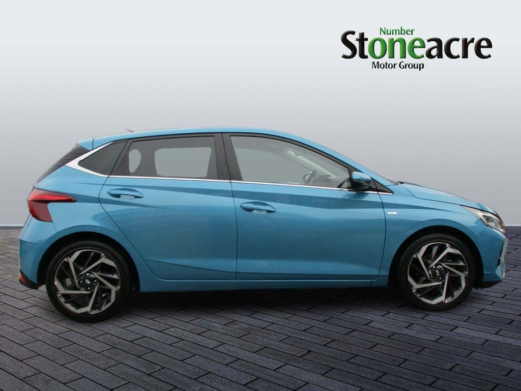 Hyundai i20 Image 2