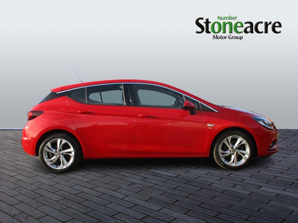 Vauxhall Astra Image 2