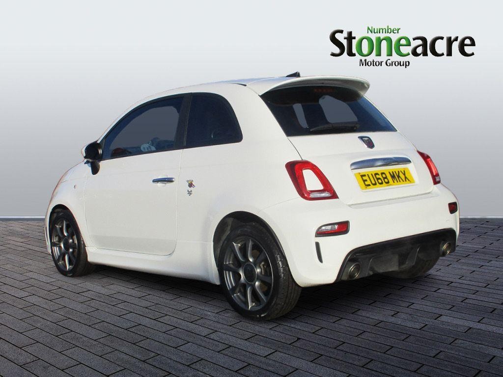 Abarth 595 Image 5