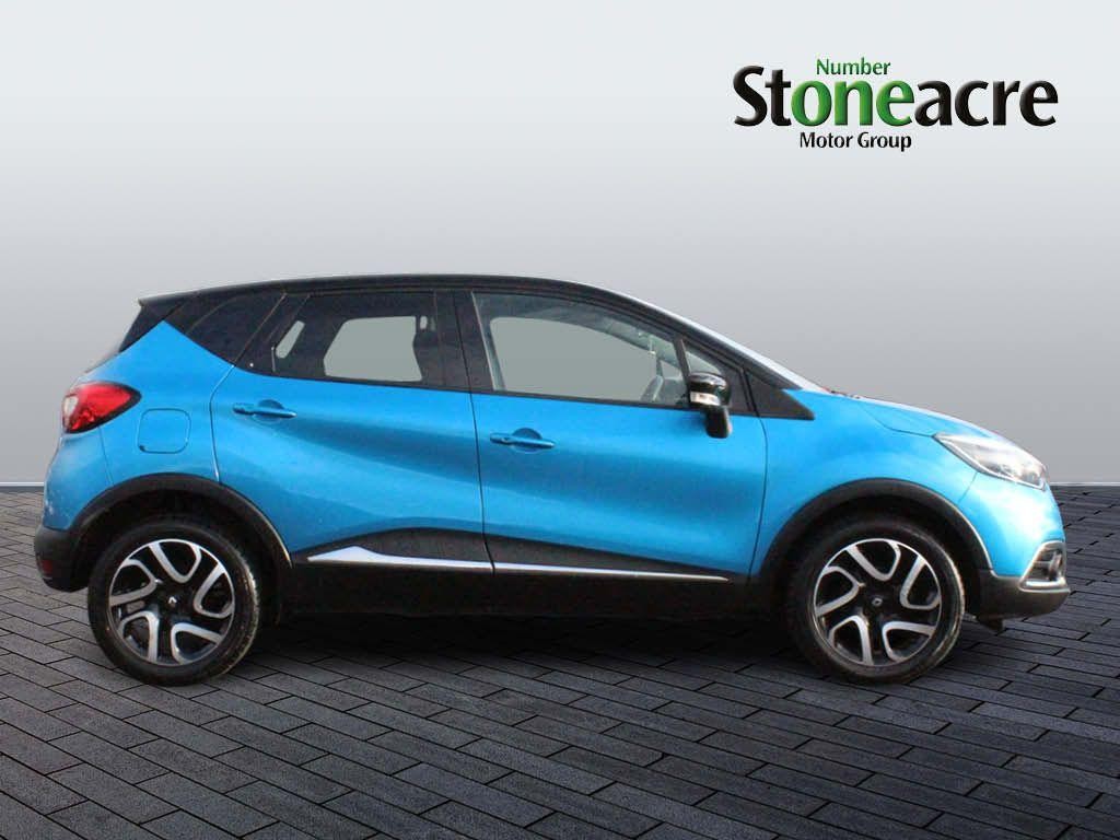 Renault Captur Image 2