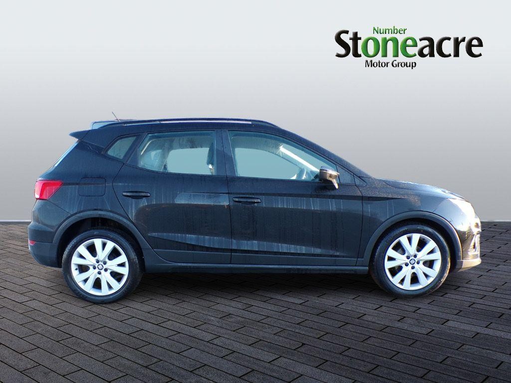 SEAT Arona Image 2