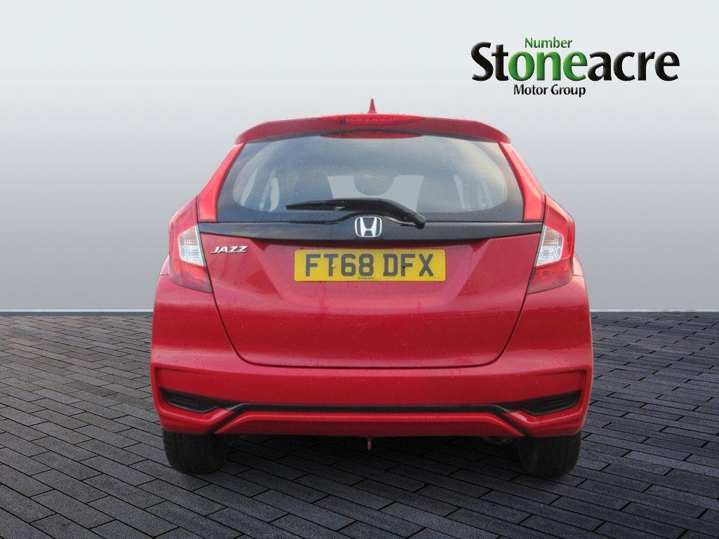 Honda Jazz Image 4