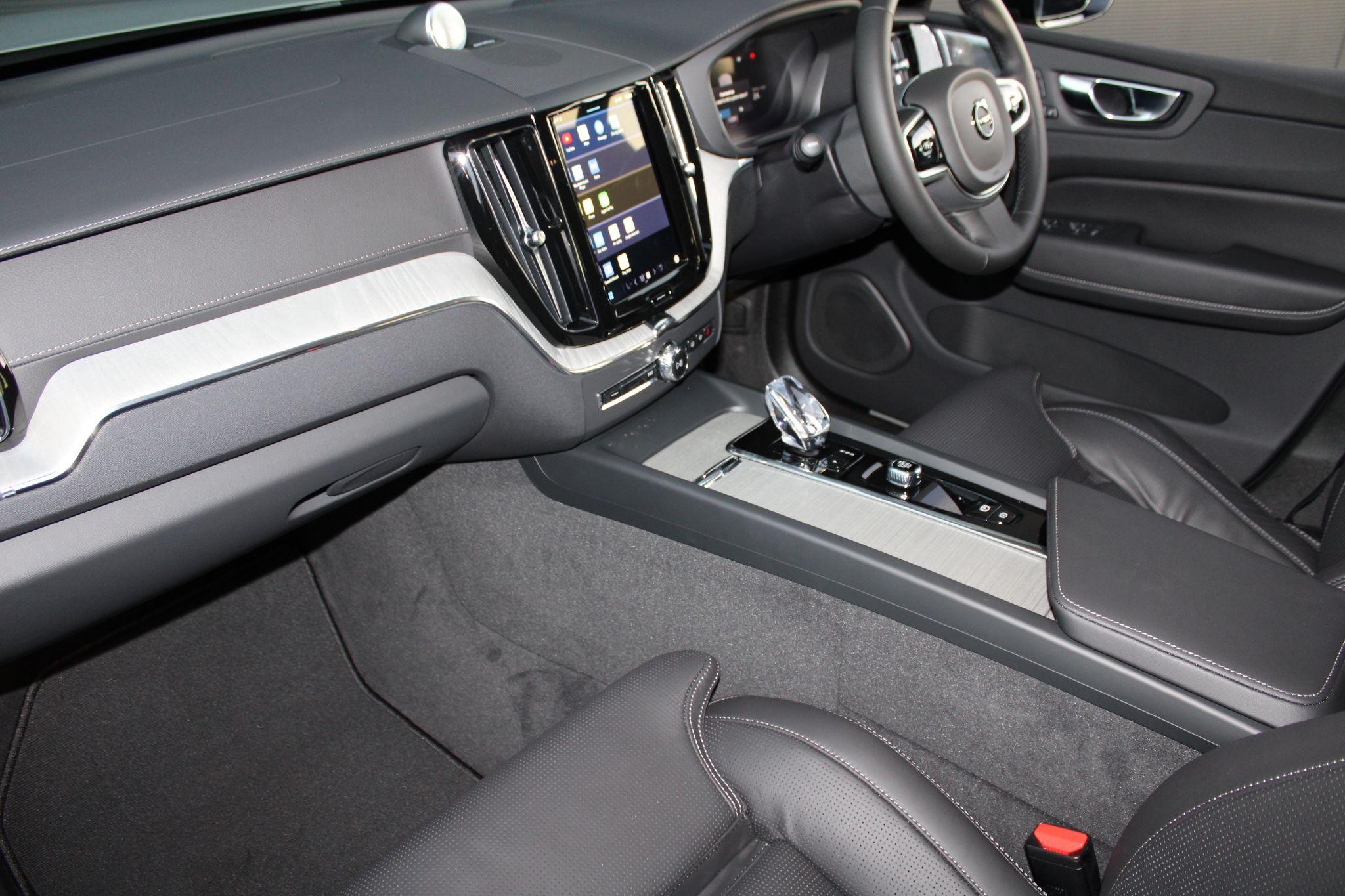 Volvo XC60 Image 10