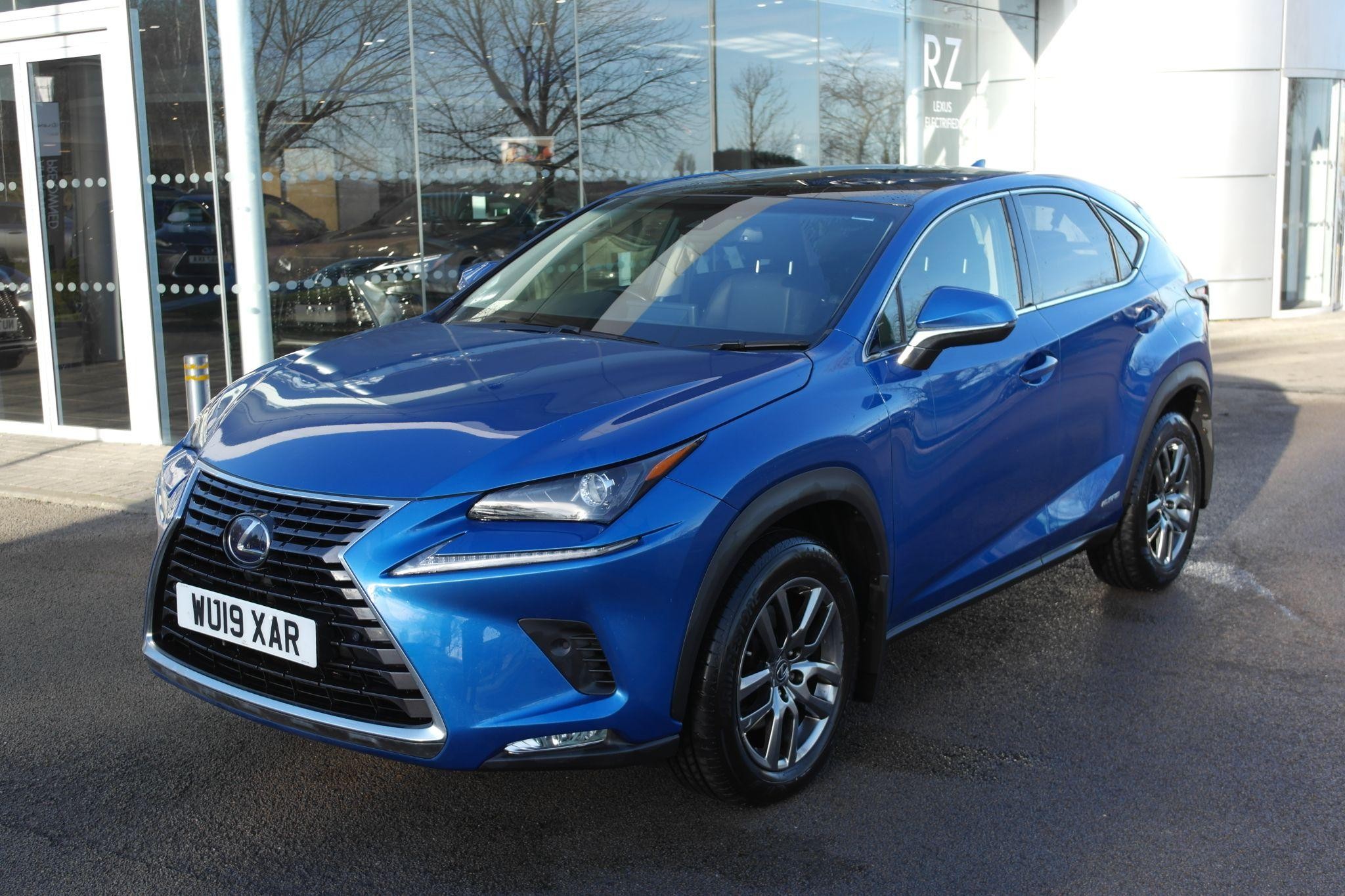 Lexus NX Image 2