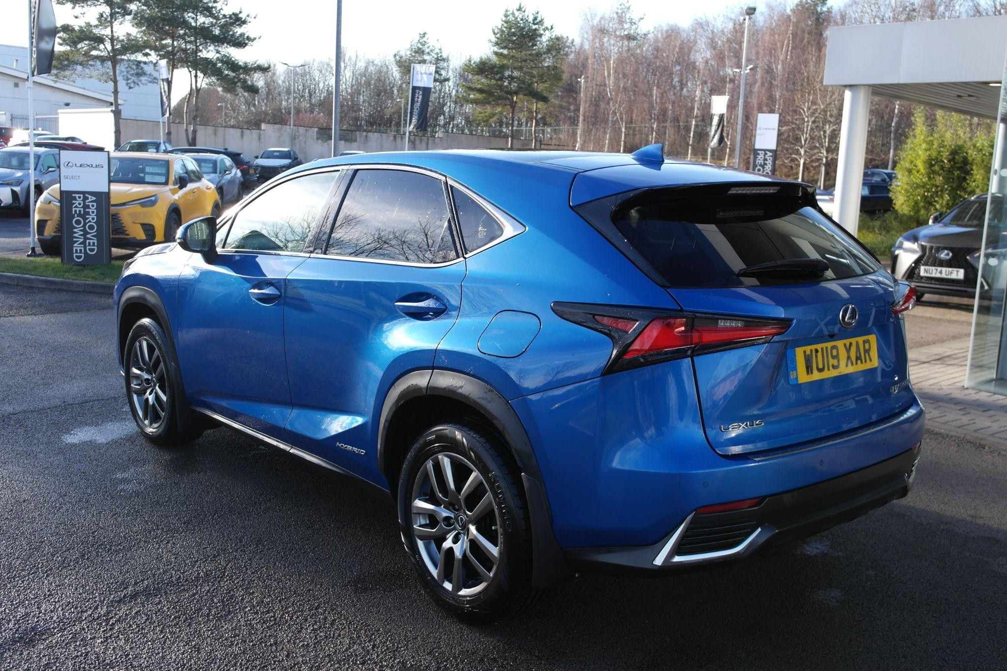 Lexus NX Image 4