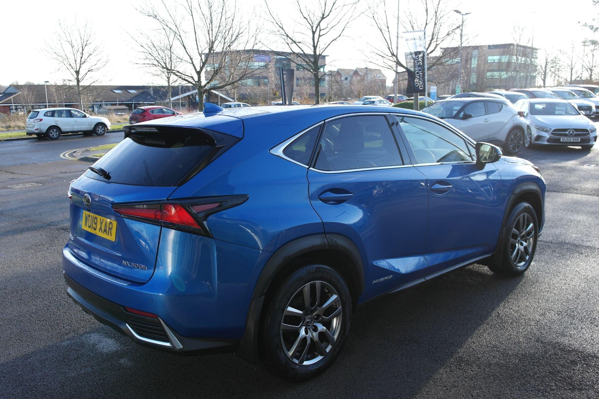 Lexus NX Image 5