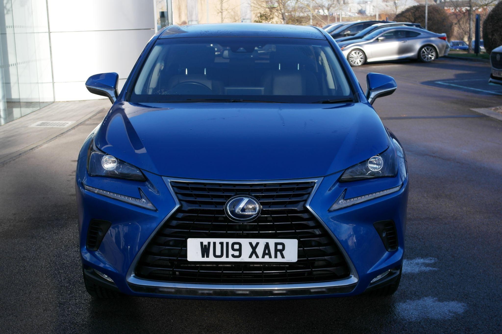 Lexus NX Image 7