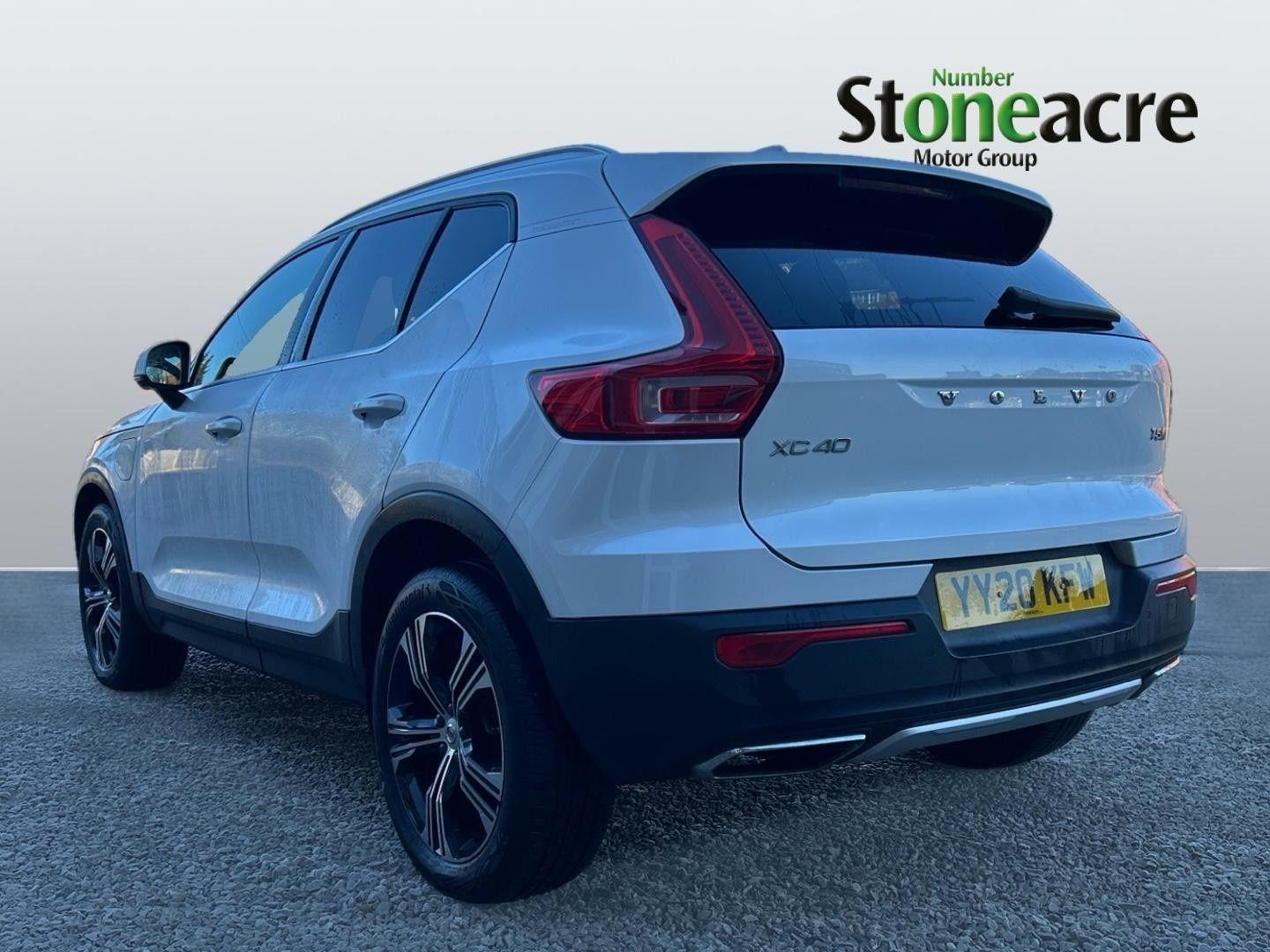 Volvo XC40 Image 2