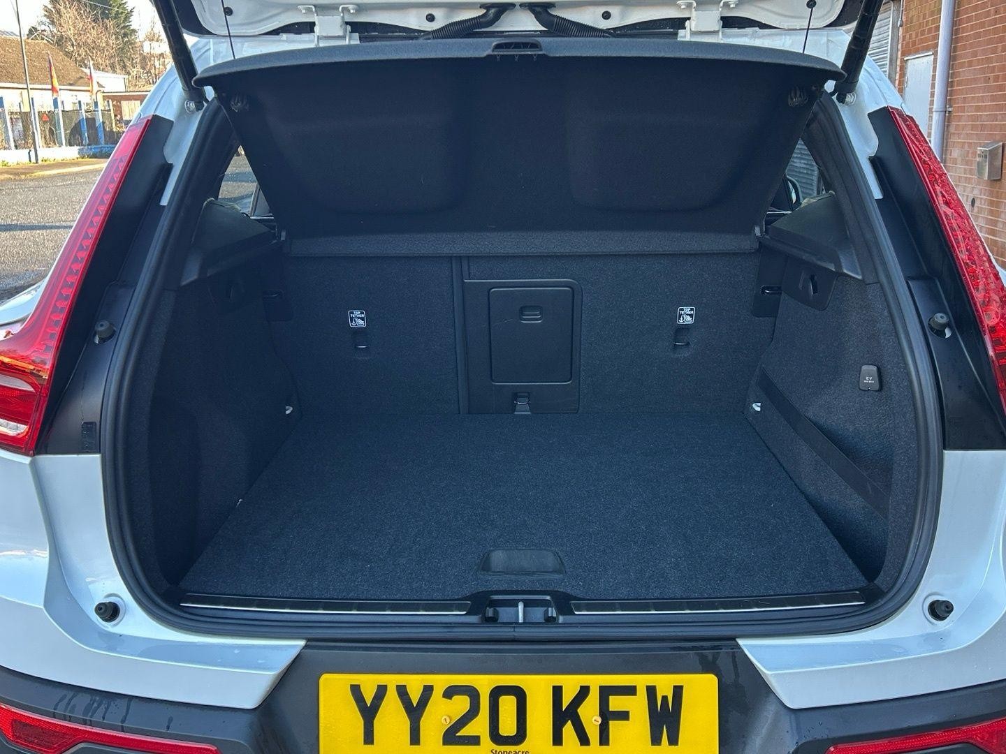 Volvo XC40 Image 17