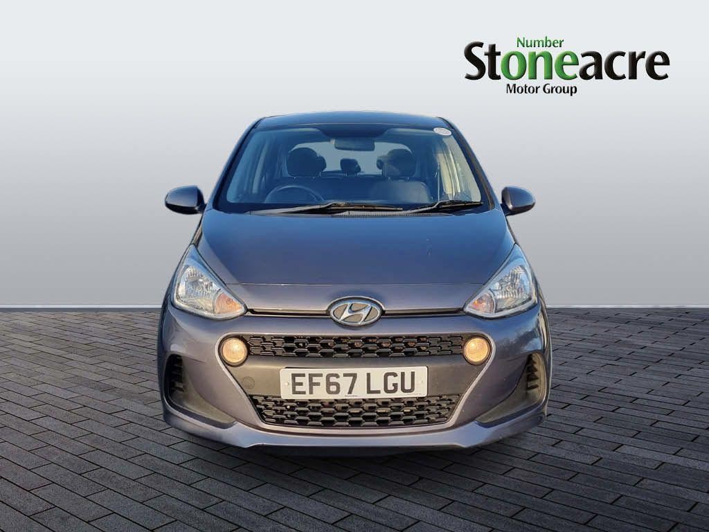 Hyundai i10 Image 8