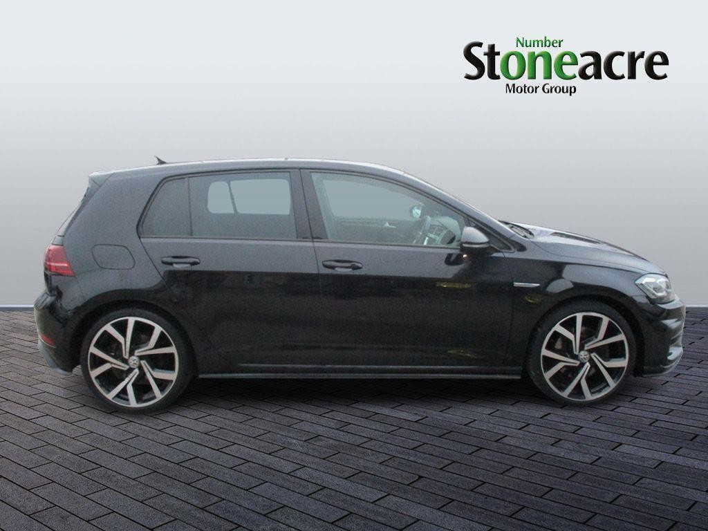 Volkswagen Golf Image 2