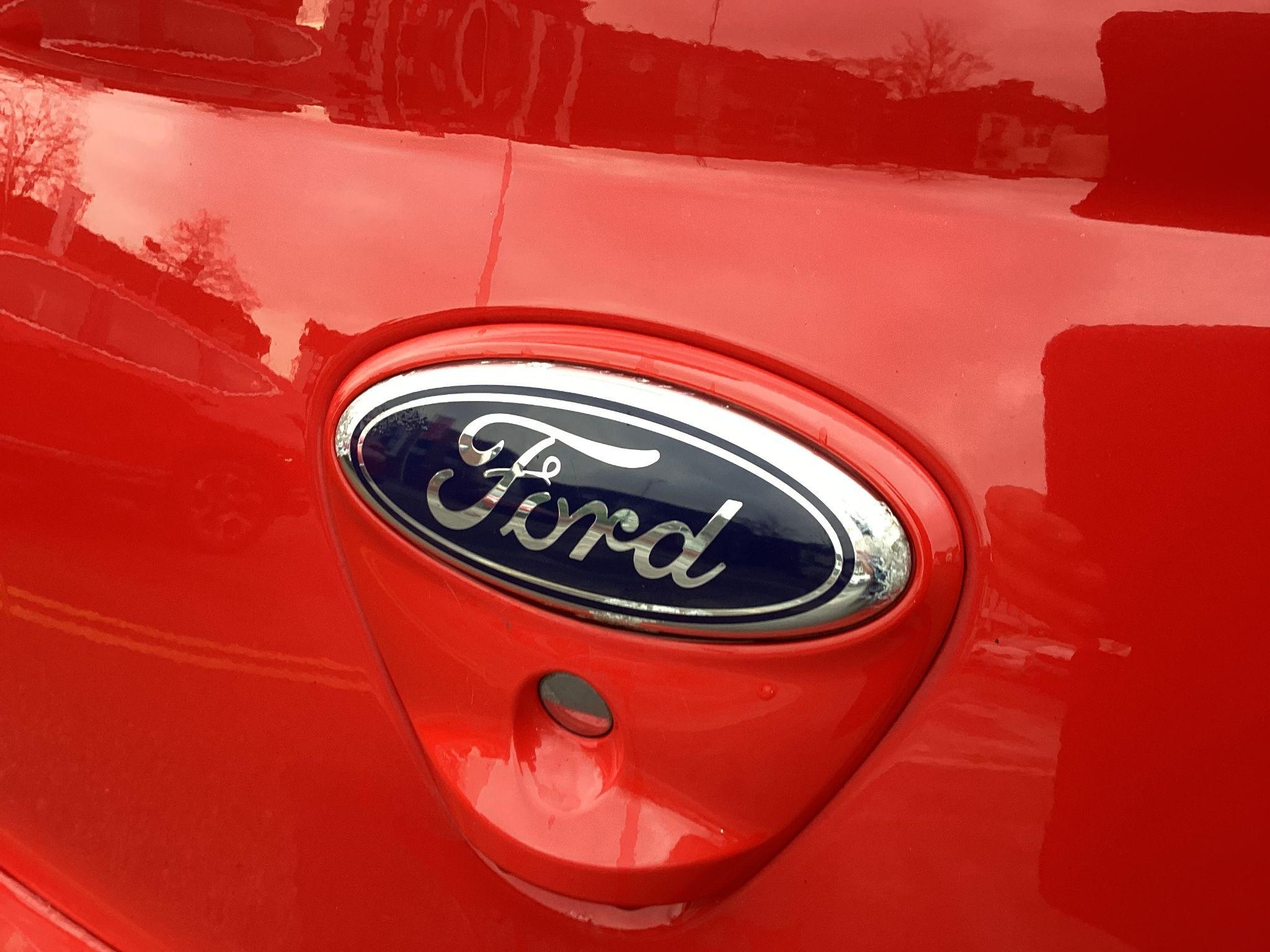 Ford KA Image 14