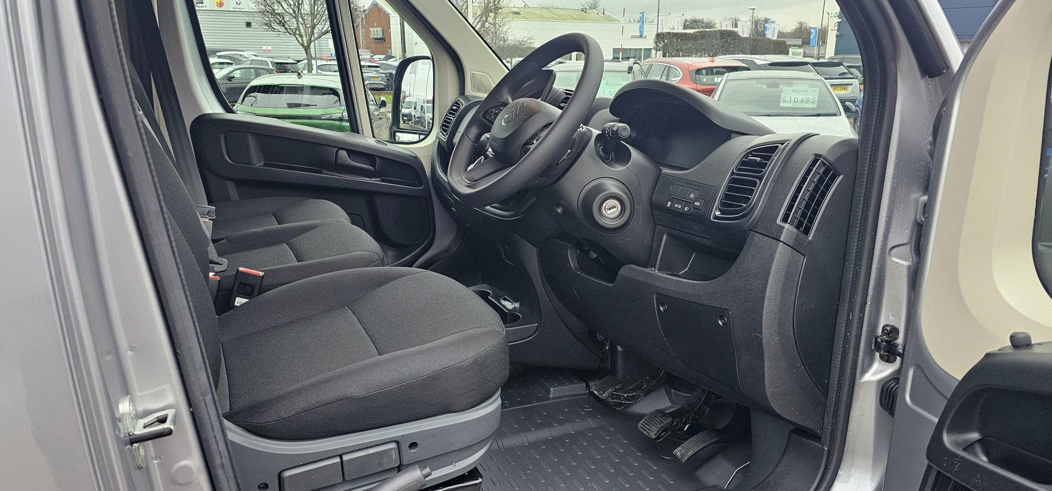 Citroen Relay Image 18