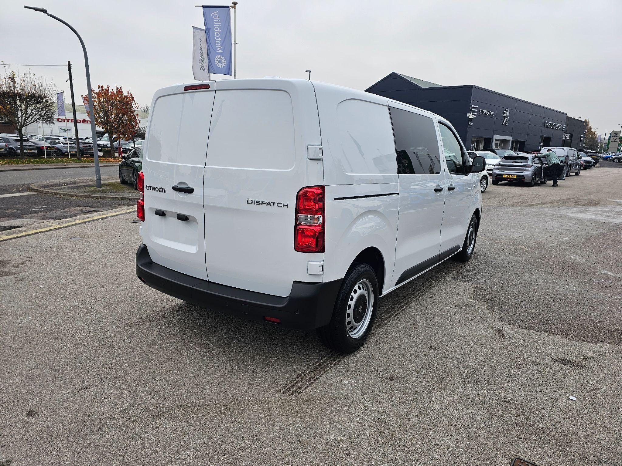 Citroen Dispatch Image 3
