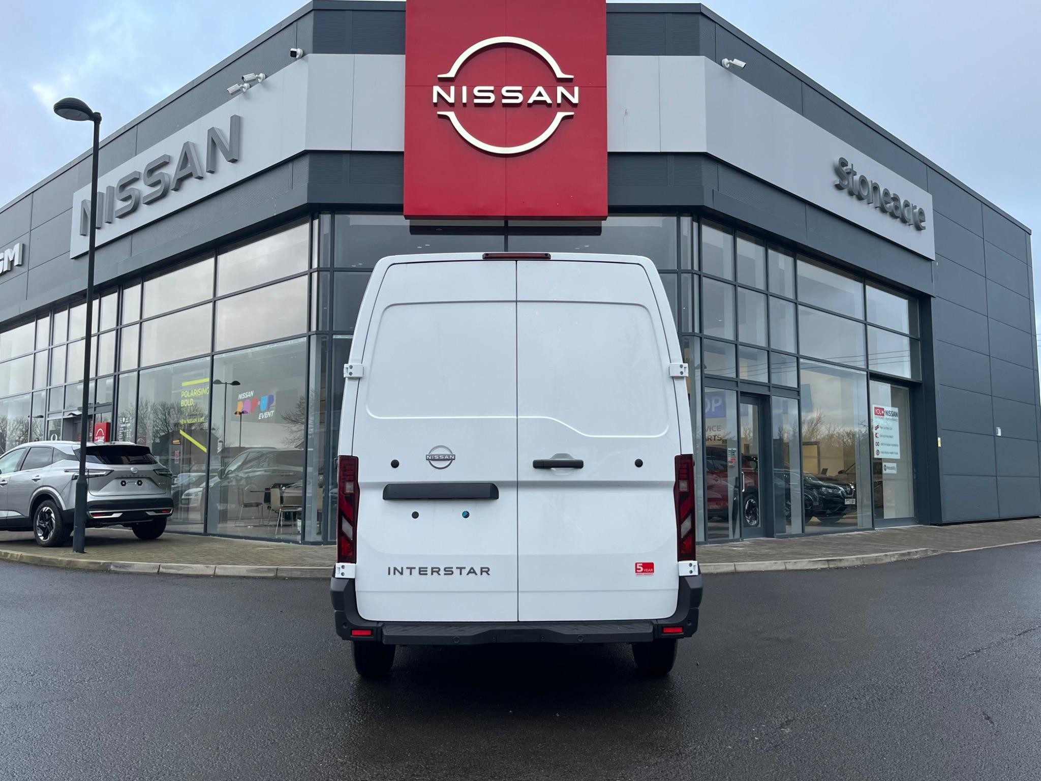 Nissan Interstar Image 6