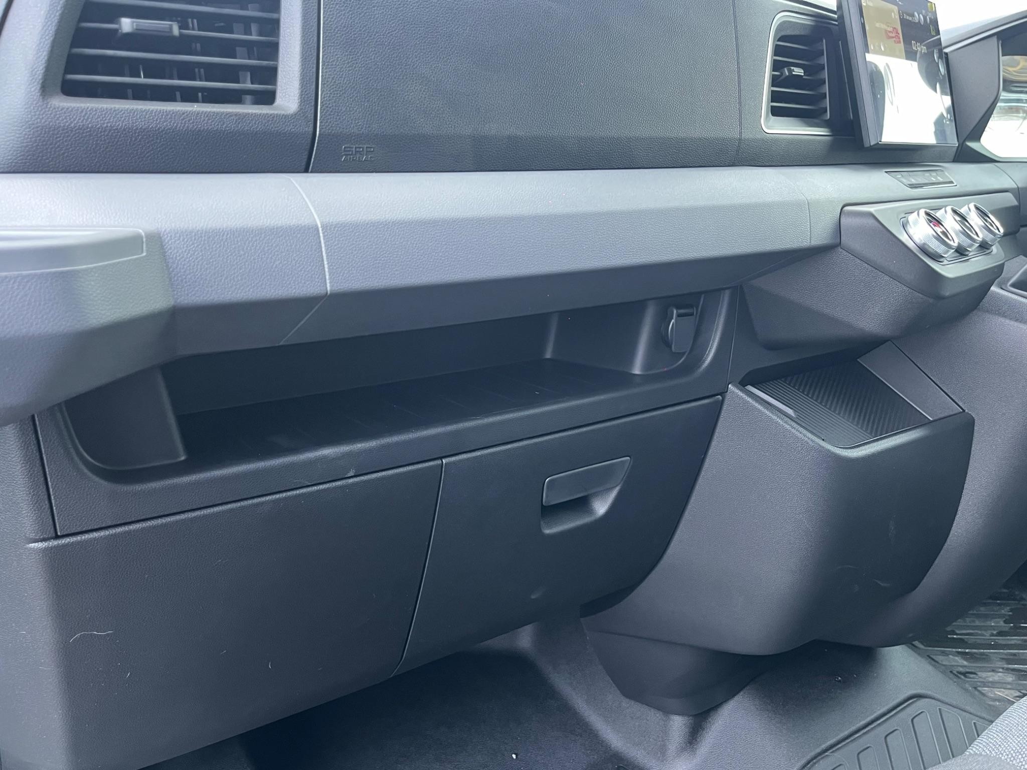 Nissan Interstar Image 19