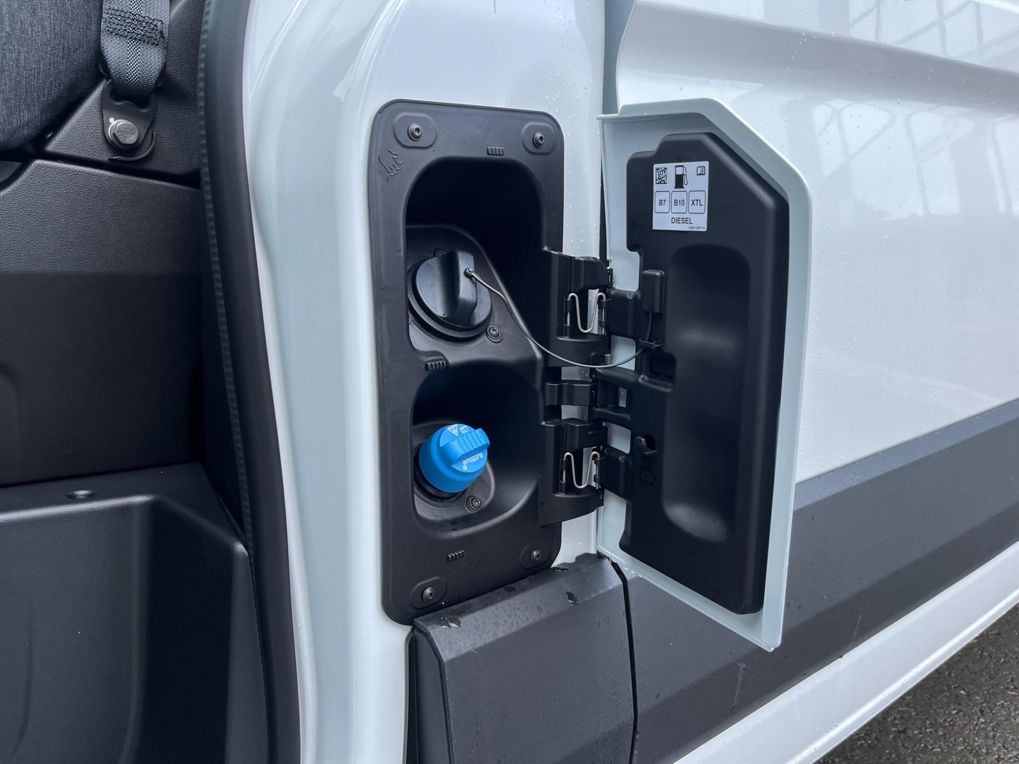 Nissan Interstar Image 28