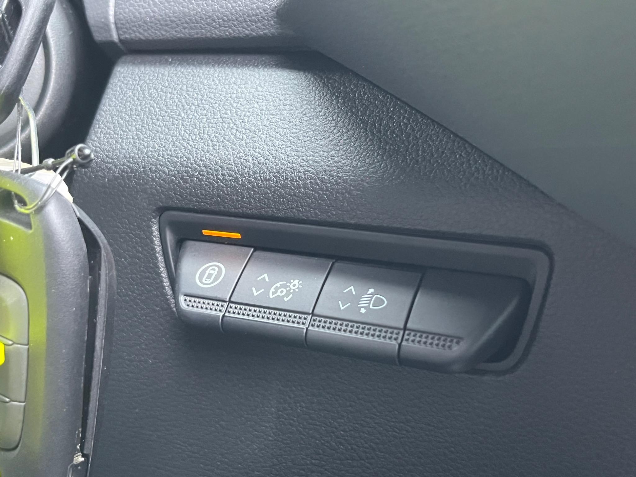 Nissan Interstar Image 37