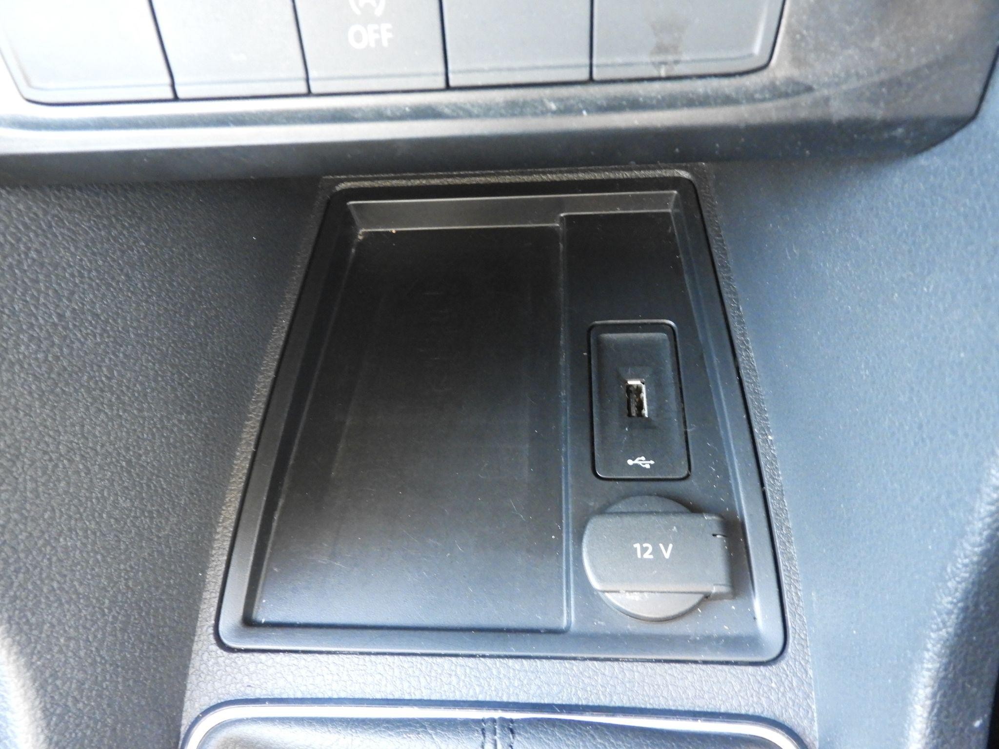 Volkswagen Caddy Maxi Image 21