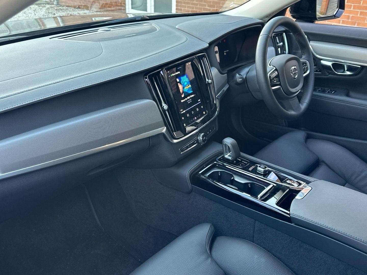 Volvo V90 Image 4