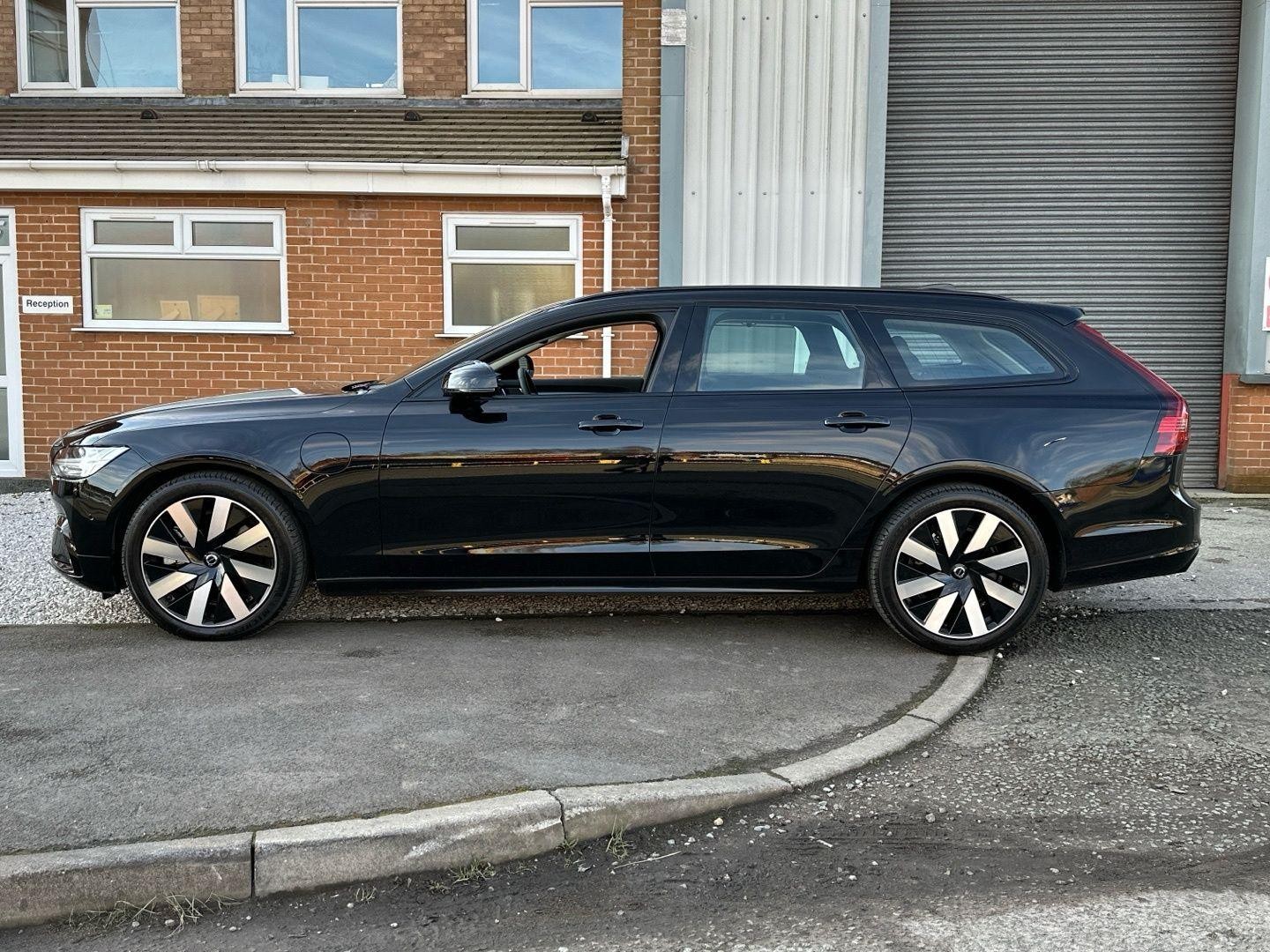 Volvo V90 Image 8