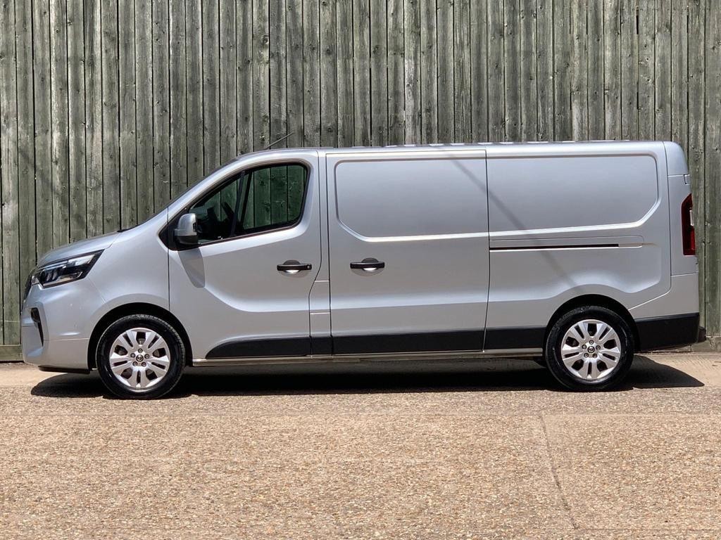 Nissan Primastar Image 5
