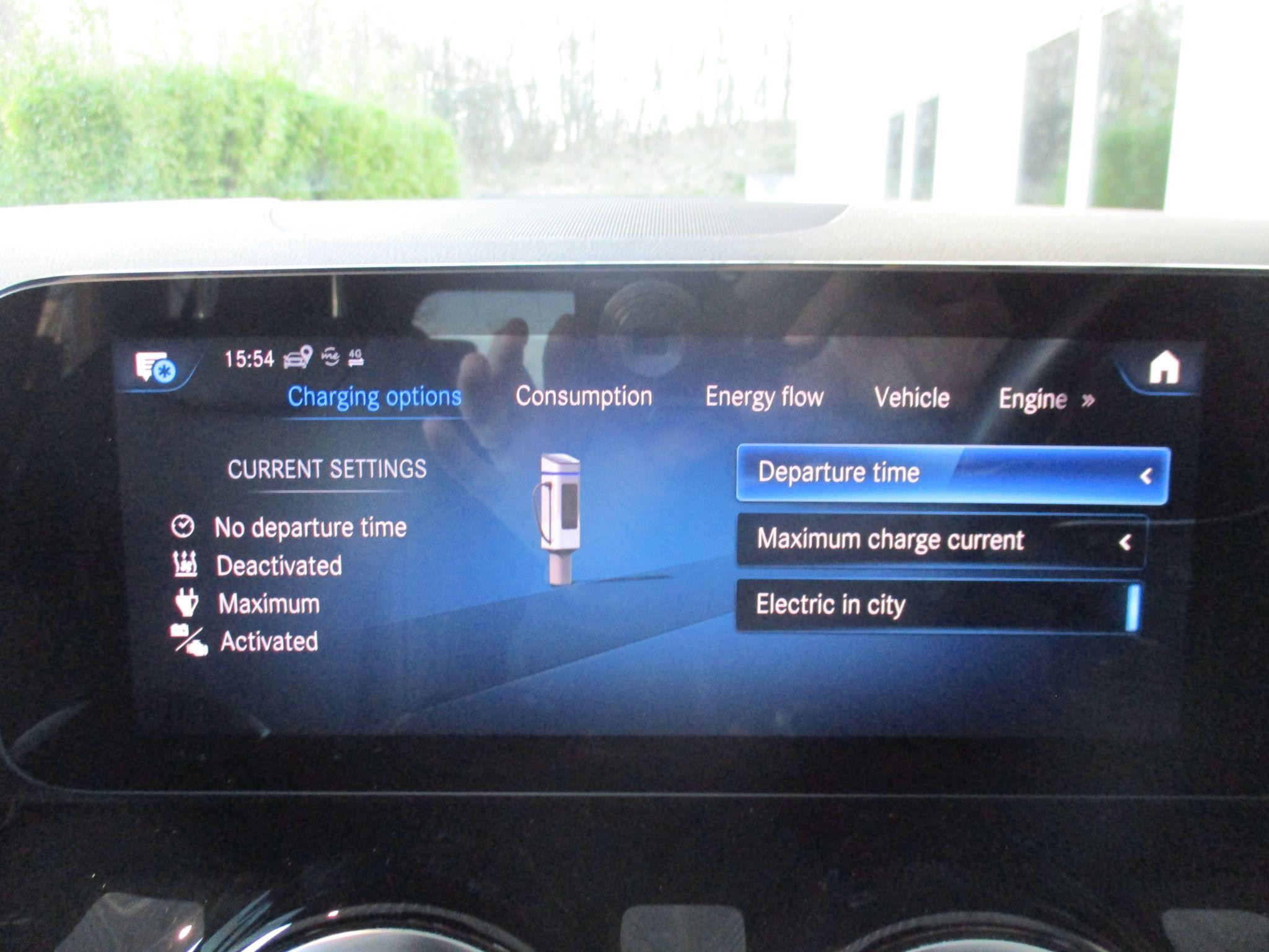 Mercedes-Benz GLA Image 61