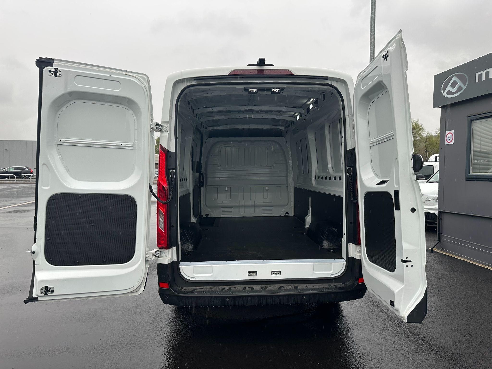 Maxus Deliver 9 Image 17